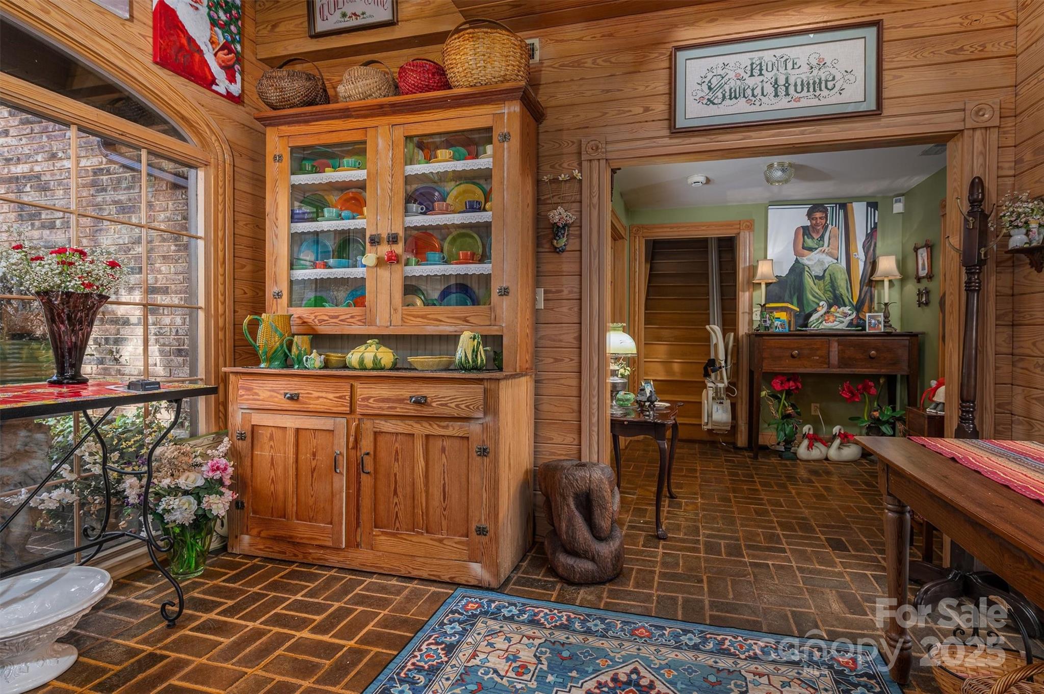 Hickory, North Carolina 28601, United States, 4 Bedrooms Bedrooms, ,5 BathroomsBathrooms,Residential,Active,3007