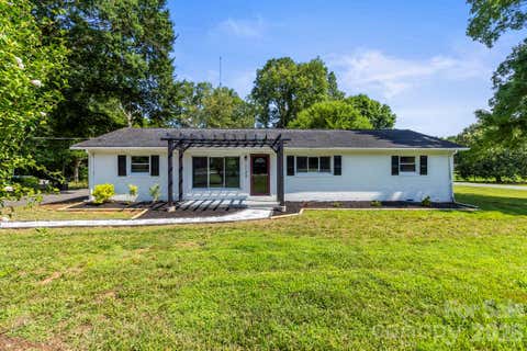 Photo of 1125 Rembrandt Drive SW, Concord, NC 28027 (MLS # 4399350)