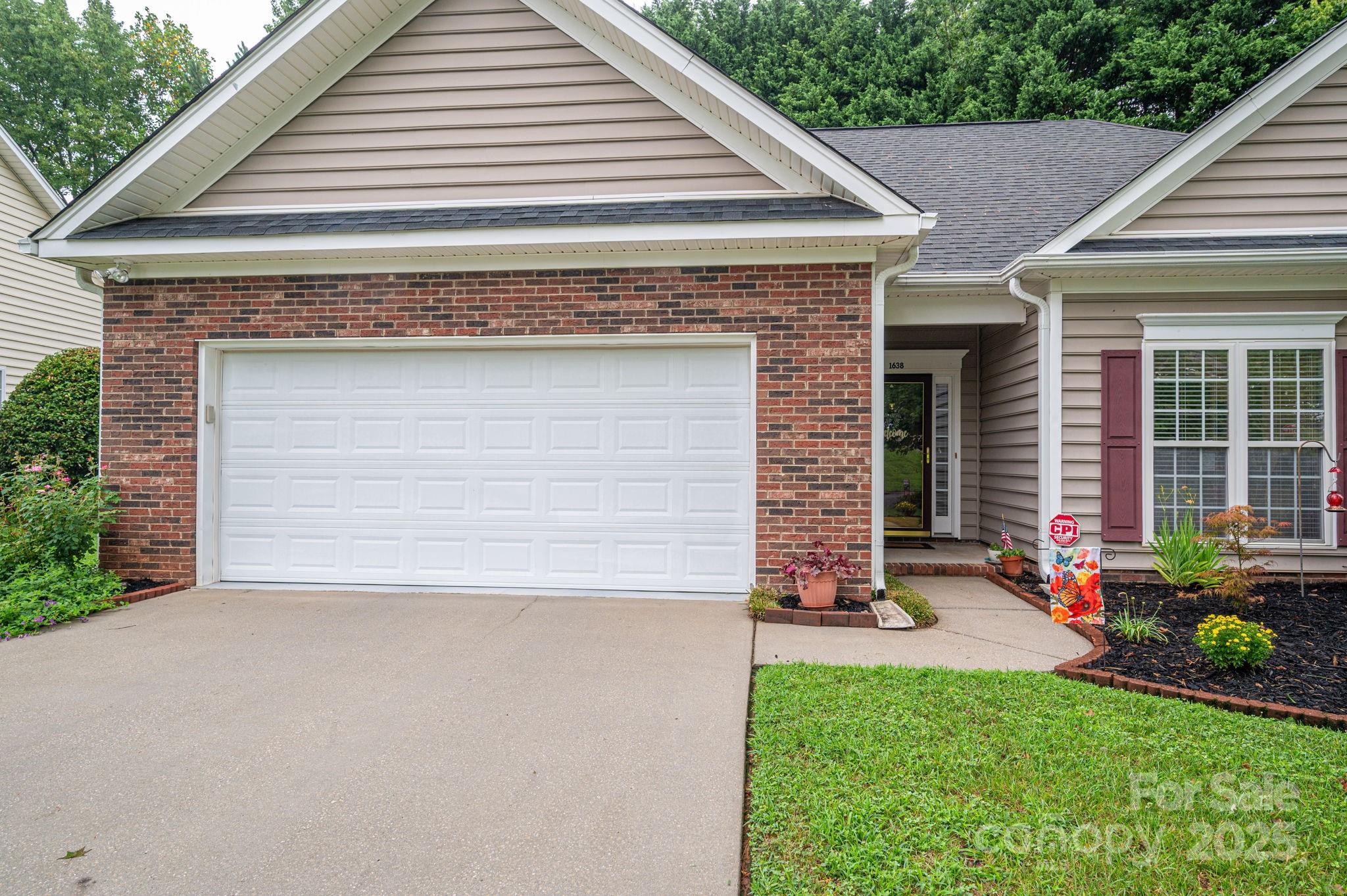 1638 Iverness Court