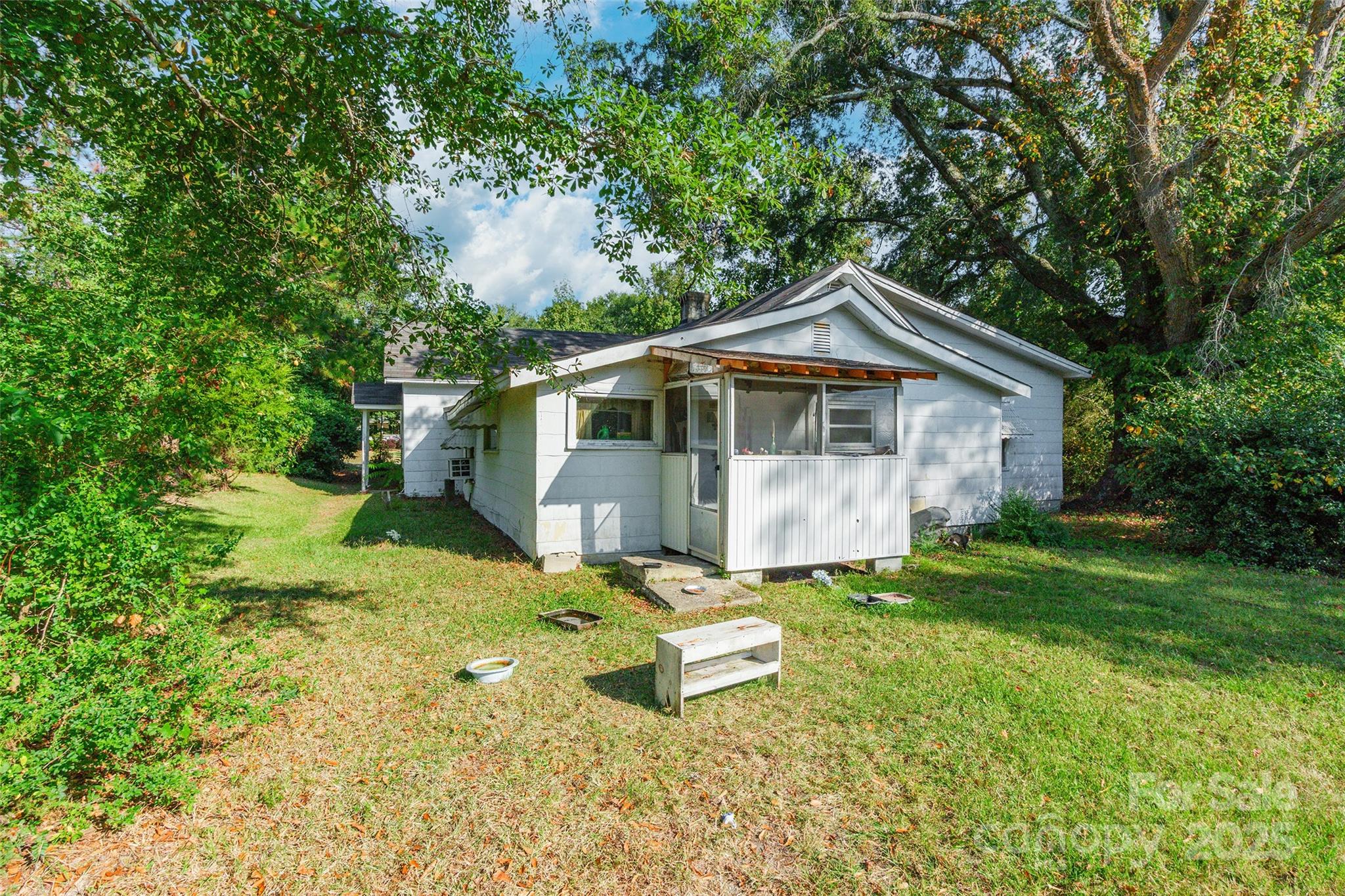 1652 Barringer Road