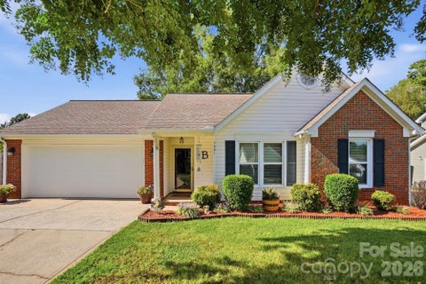 Photo of 7601 Gillman Court, Charlotte, NC 28269 (MLS # 4423349)