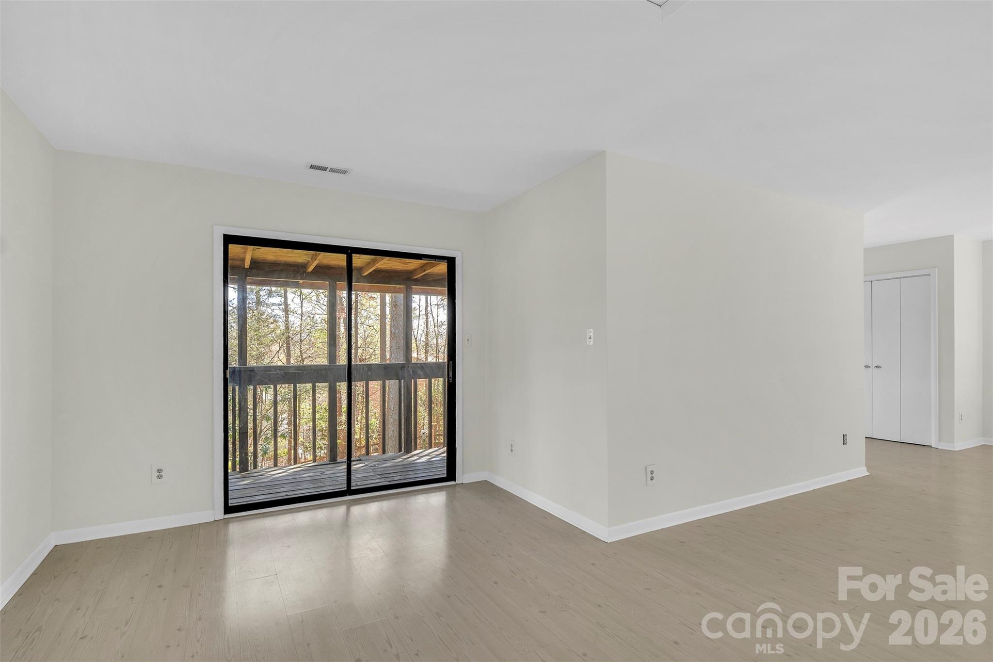 Tega Cay - Residential