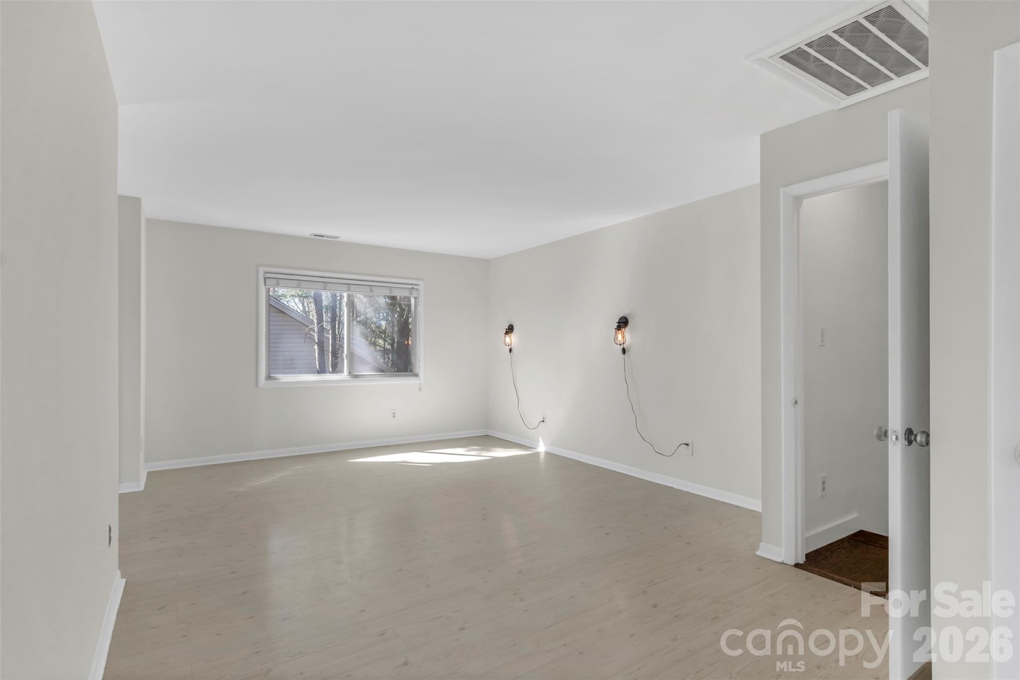 Tega Cay - Residential