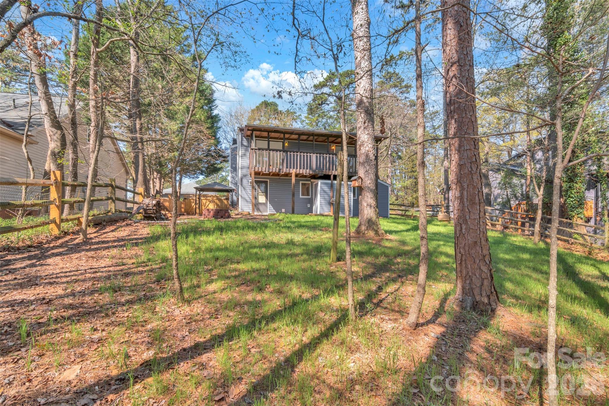 Tega Cay - Residential