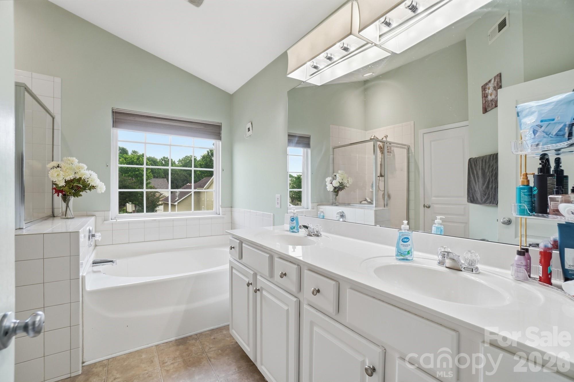 Ridge Pointe - Residential