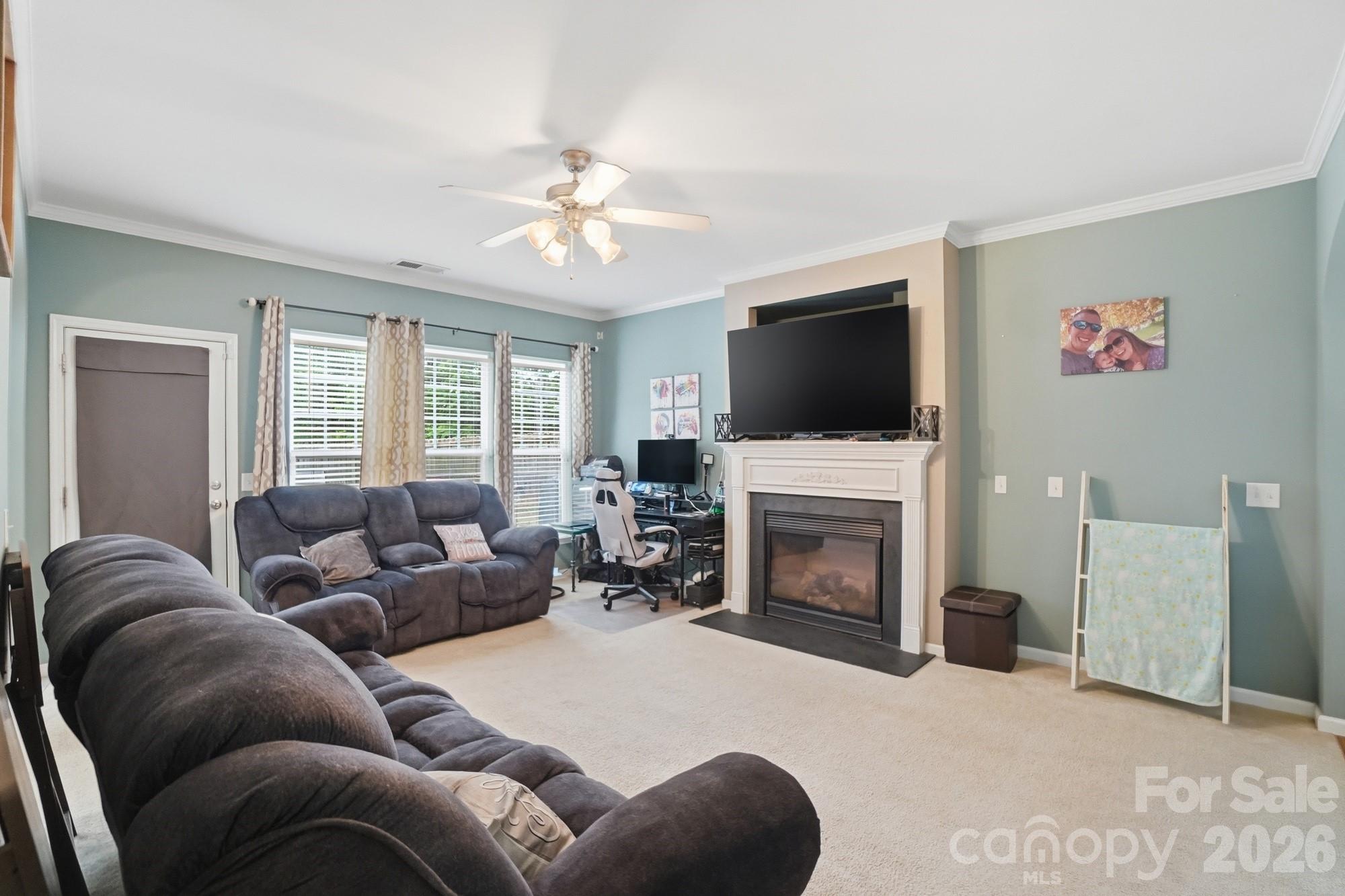 4593 Little Leaf Lane
