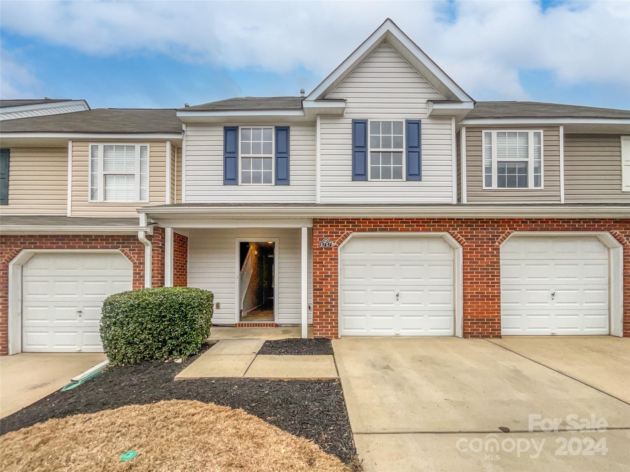 Lexington Commons - Residential