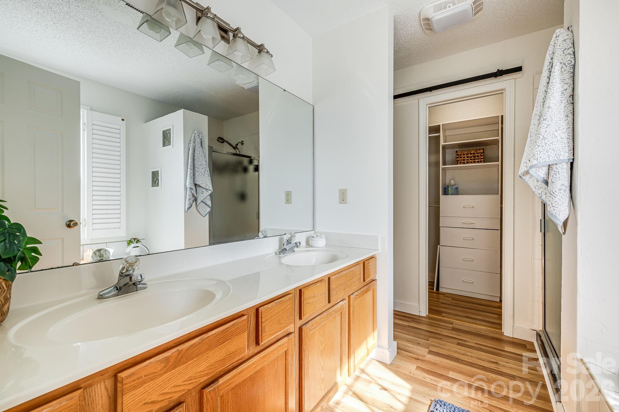 Alexander Place - Residential