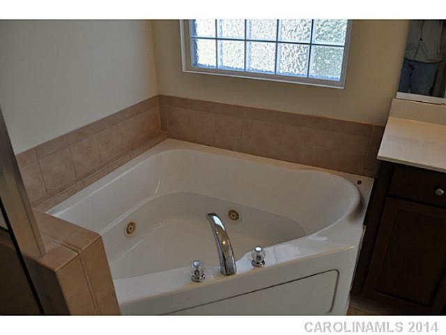 Lynnwood Farms - Residential