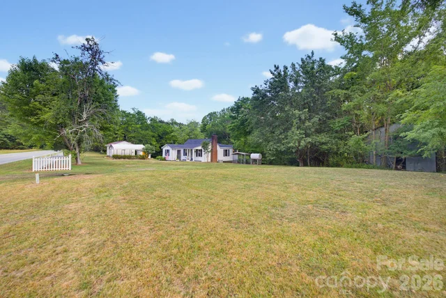2682 Anglin Mill Road, photo 4 of 32