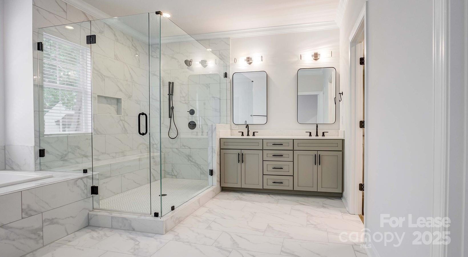 Charlotte, North Carolina 28210, United States, 3 Bedrooms Bedrooms, ,4 BathroomsBathrooms,Residential,Active,106724