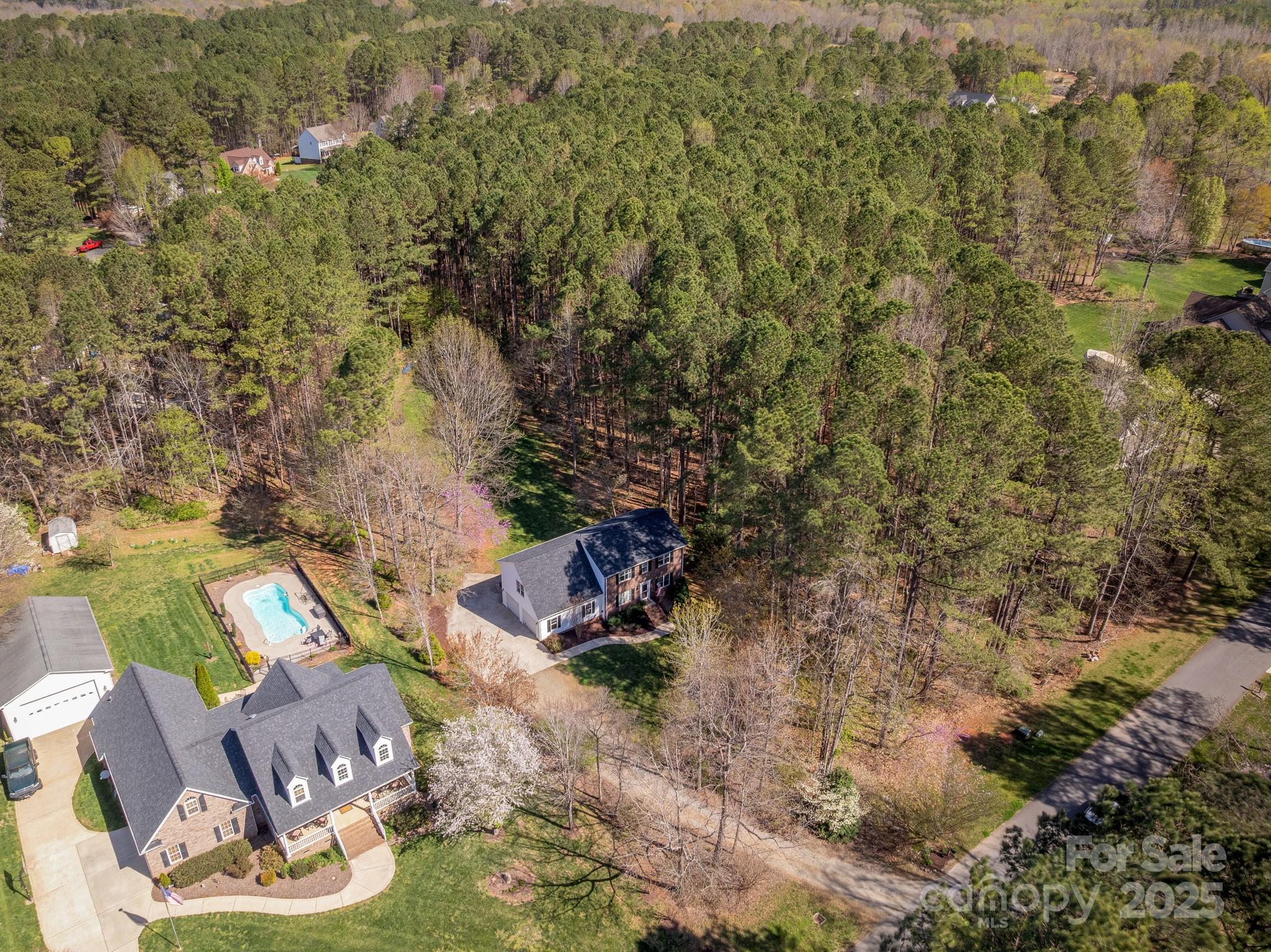 7025 Ridgeway Road
