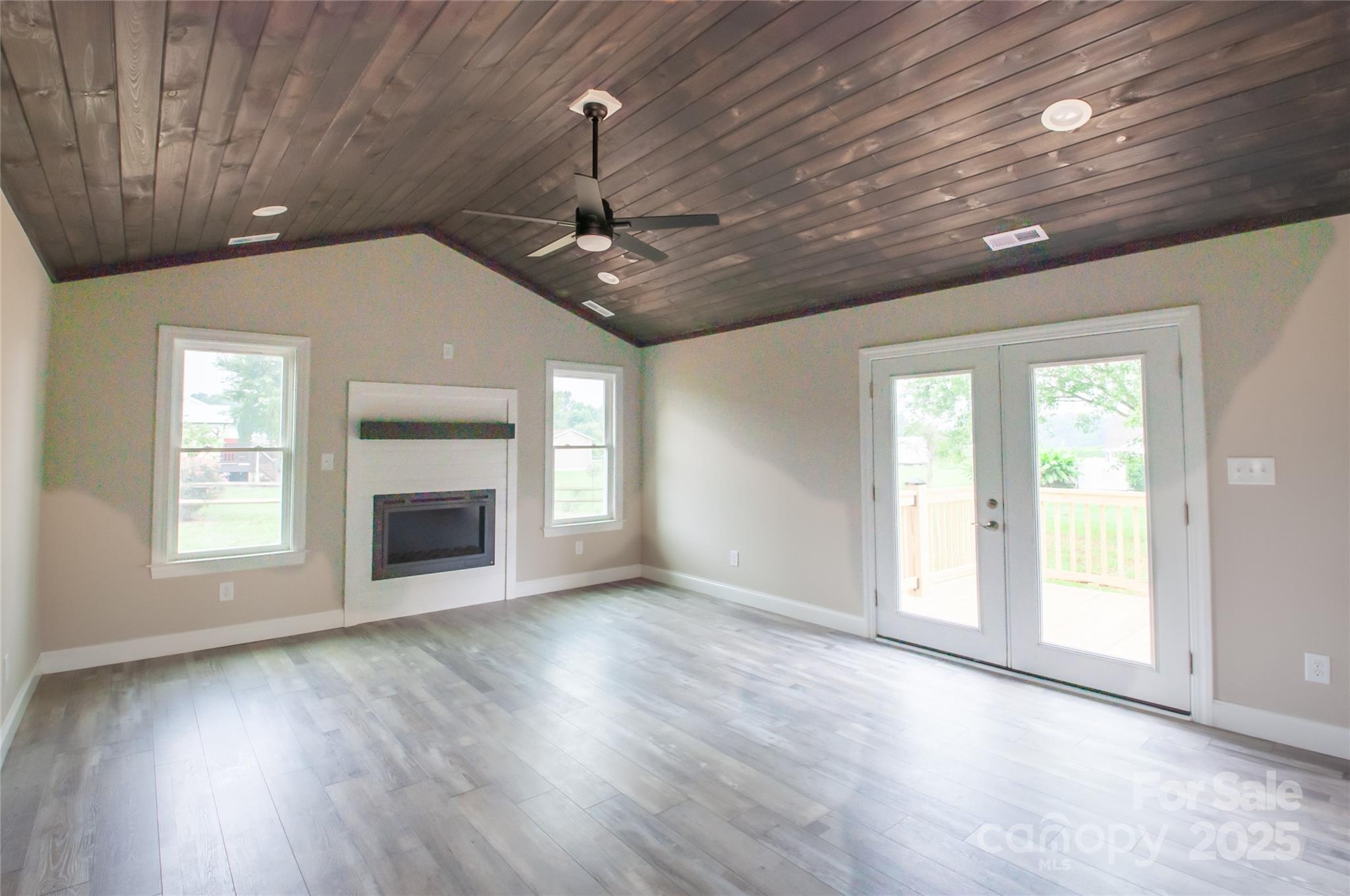 107 Viewmont Lane