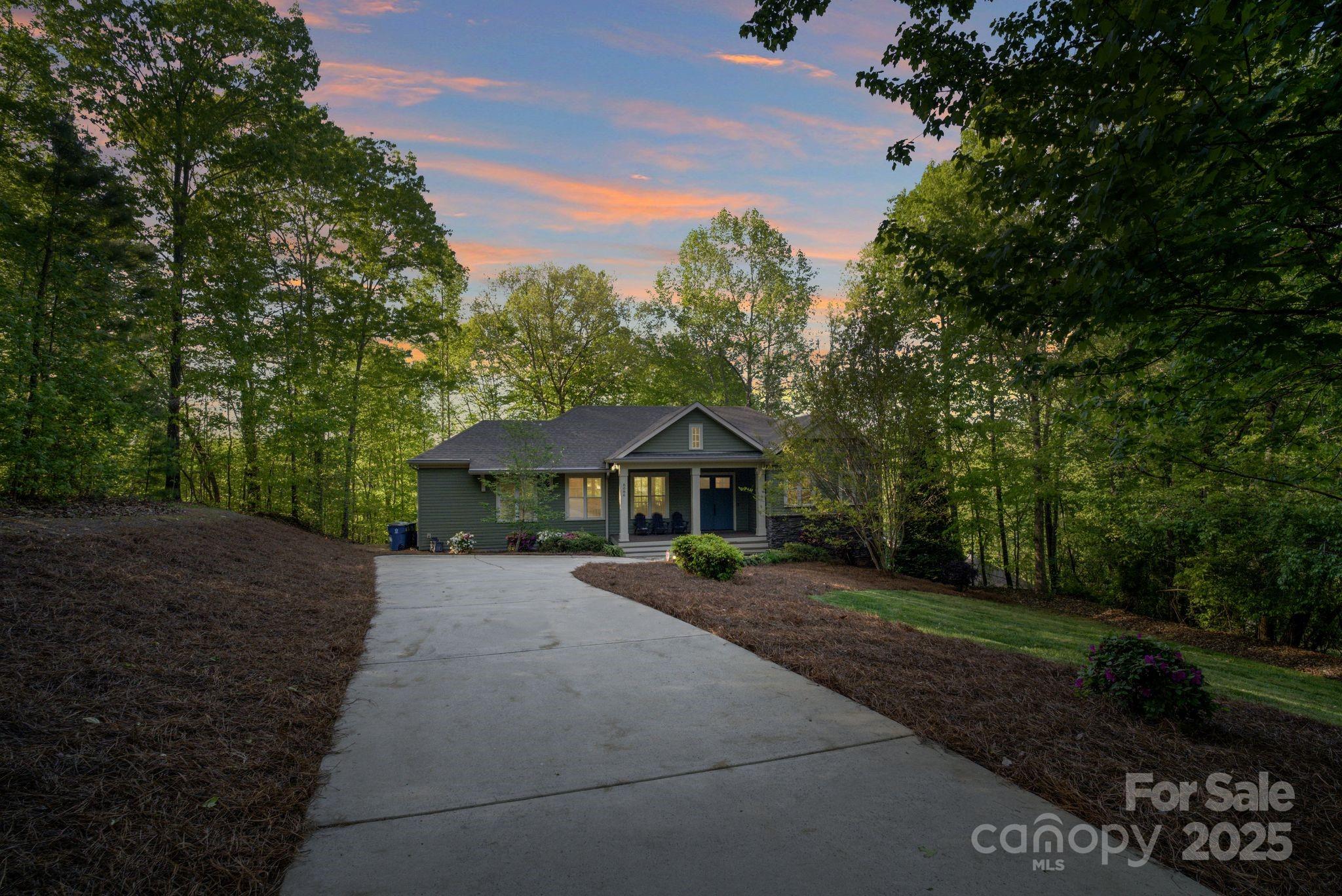 8086 Summit Ridge Drive