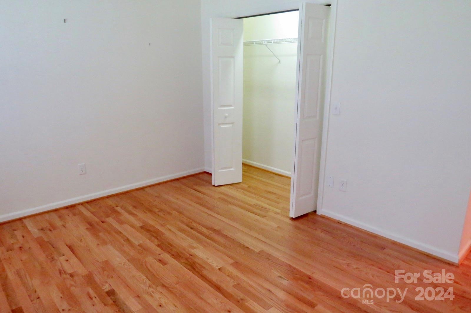 Deerlake Village - Residential