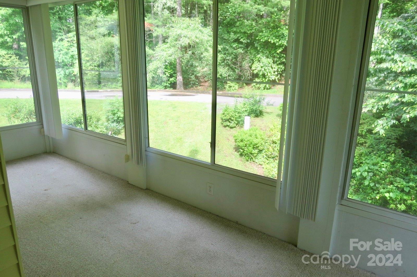 Deerlake Village - Residential