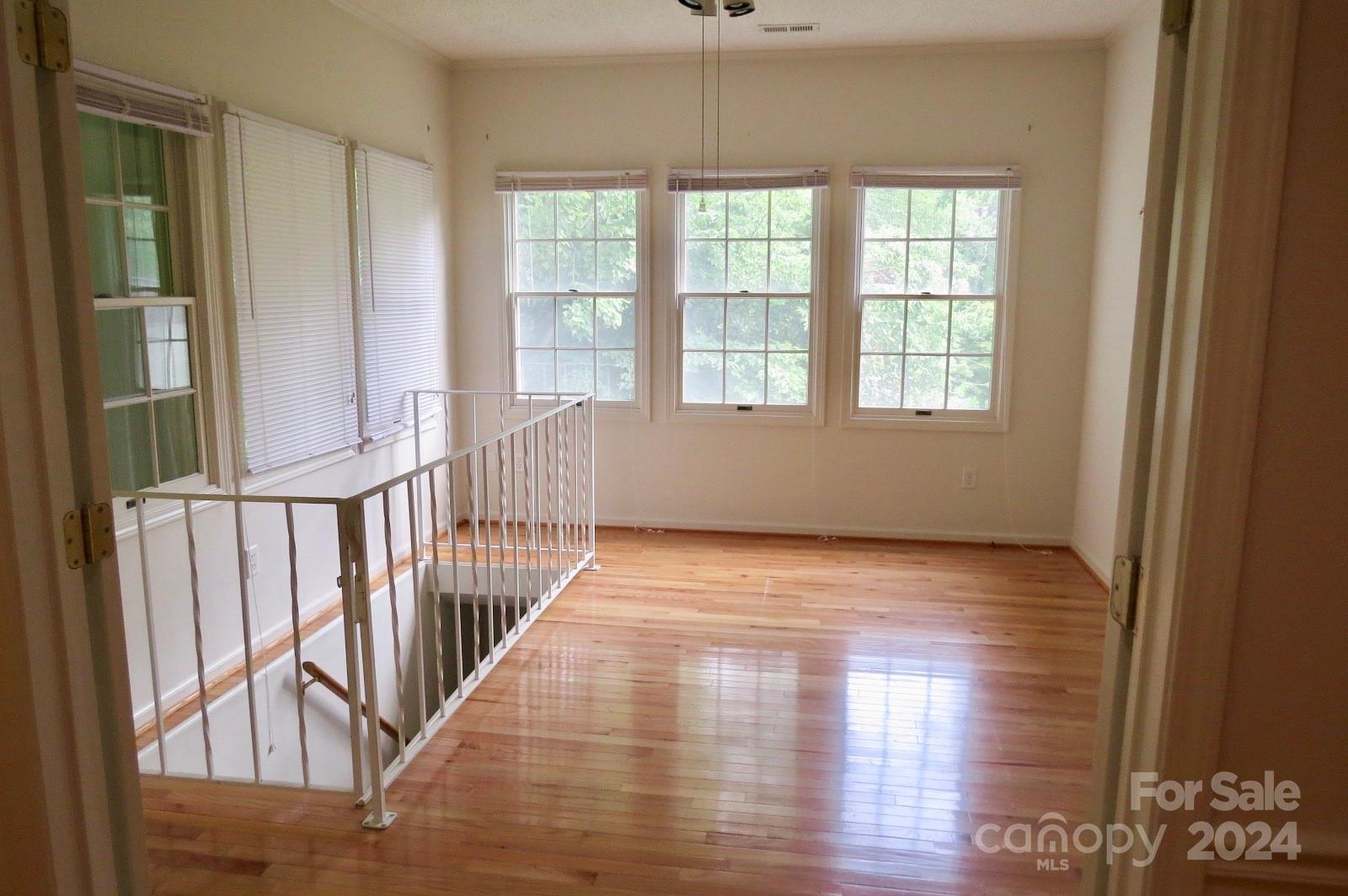 Deerlake Village - Residential