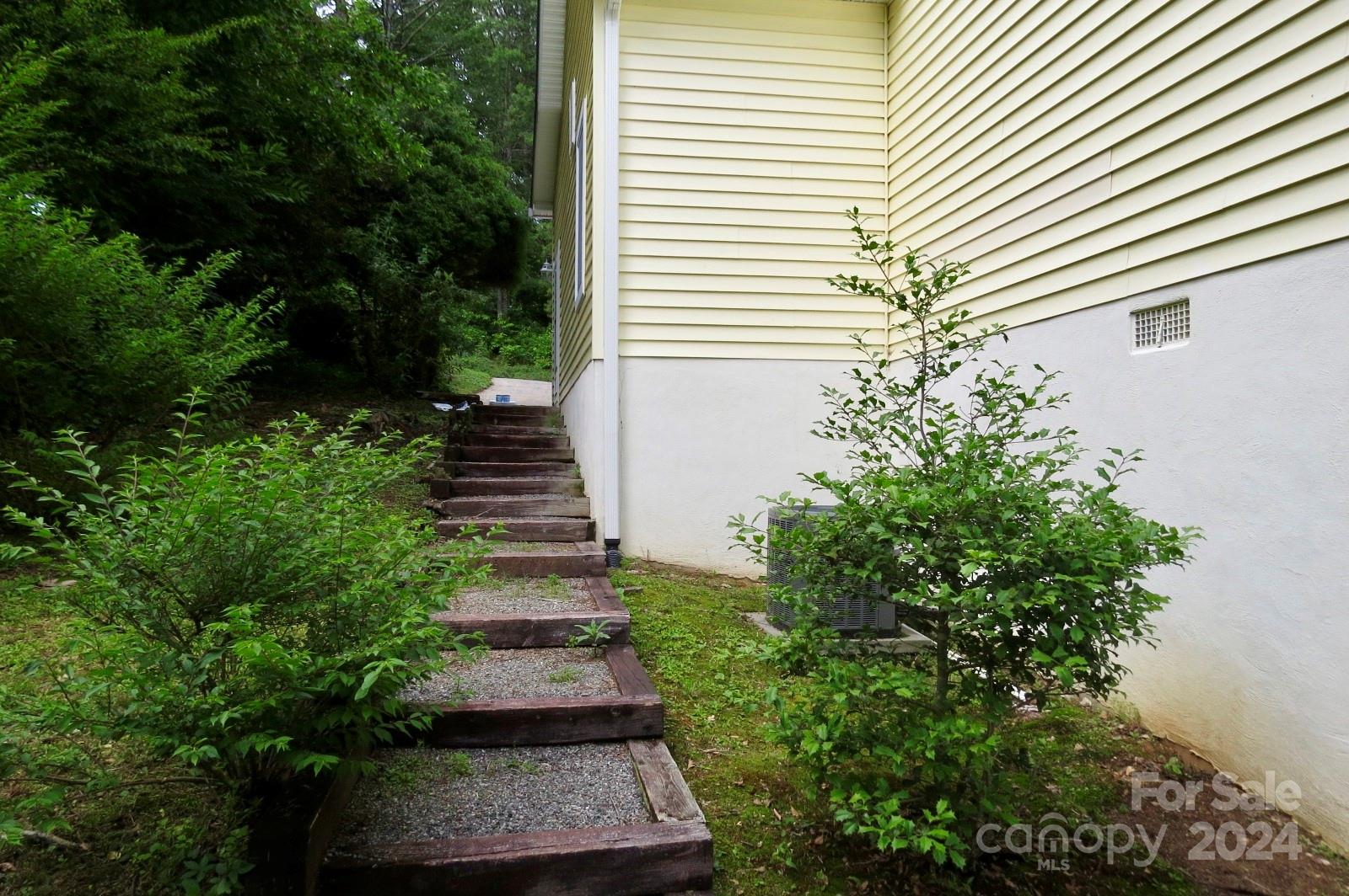 Deerlake Village - Residential