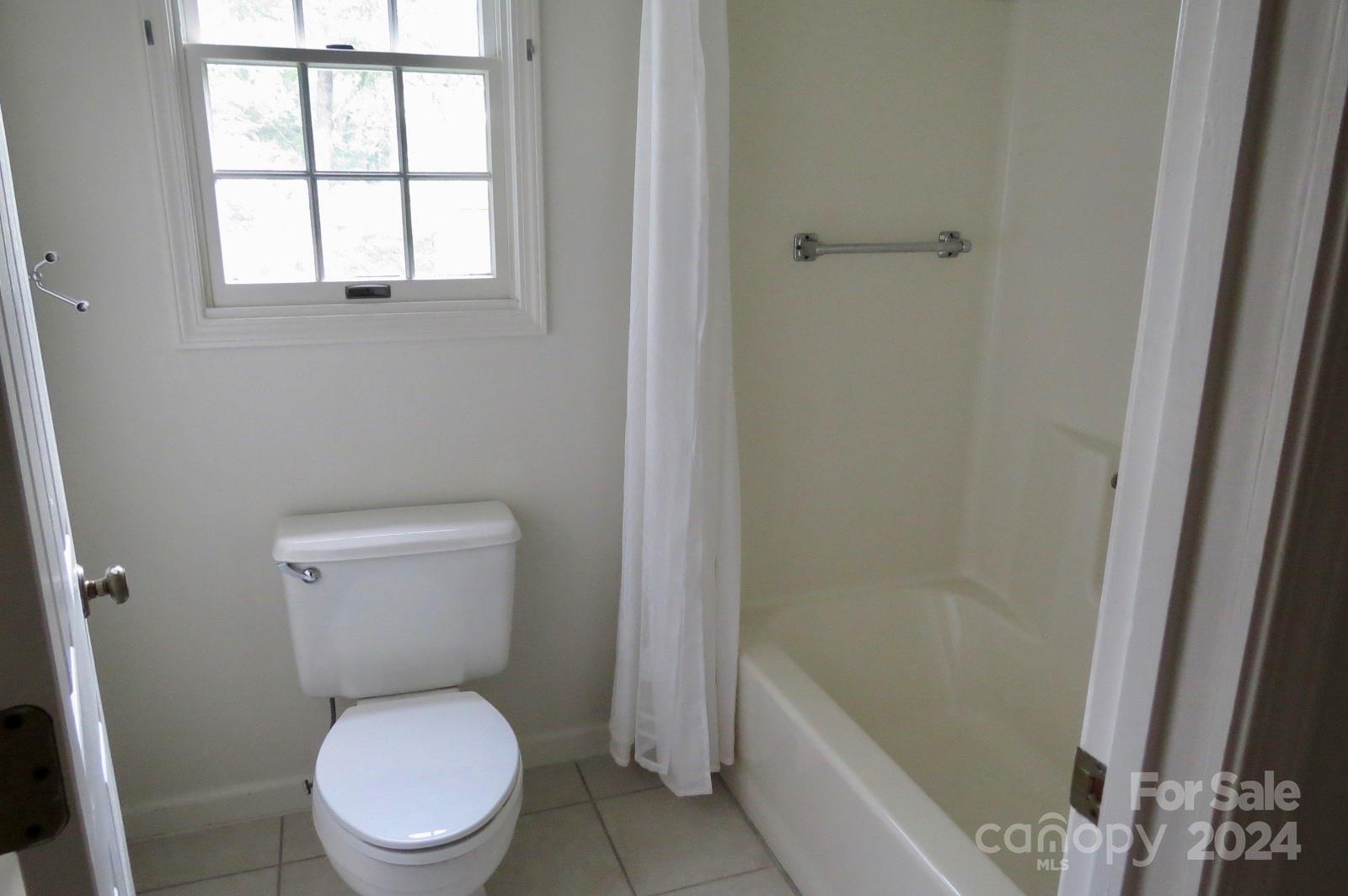 Deerlake Village - Residential