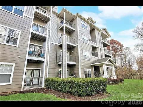 Photo of 300 Vista Lake Drive #3, Candler, NC 28715 (MLS # 4397309)