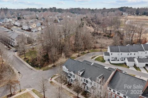 A home in Huntersville