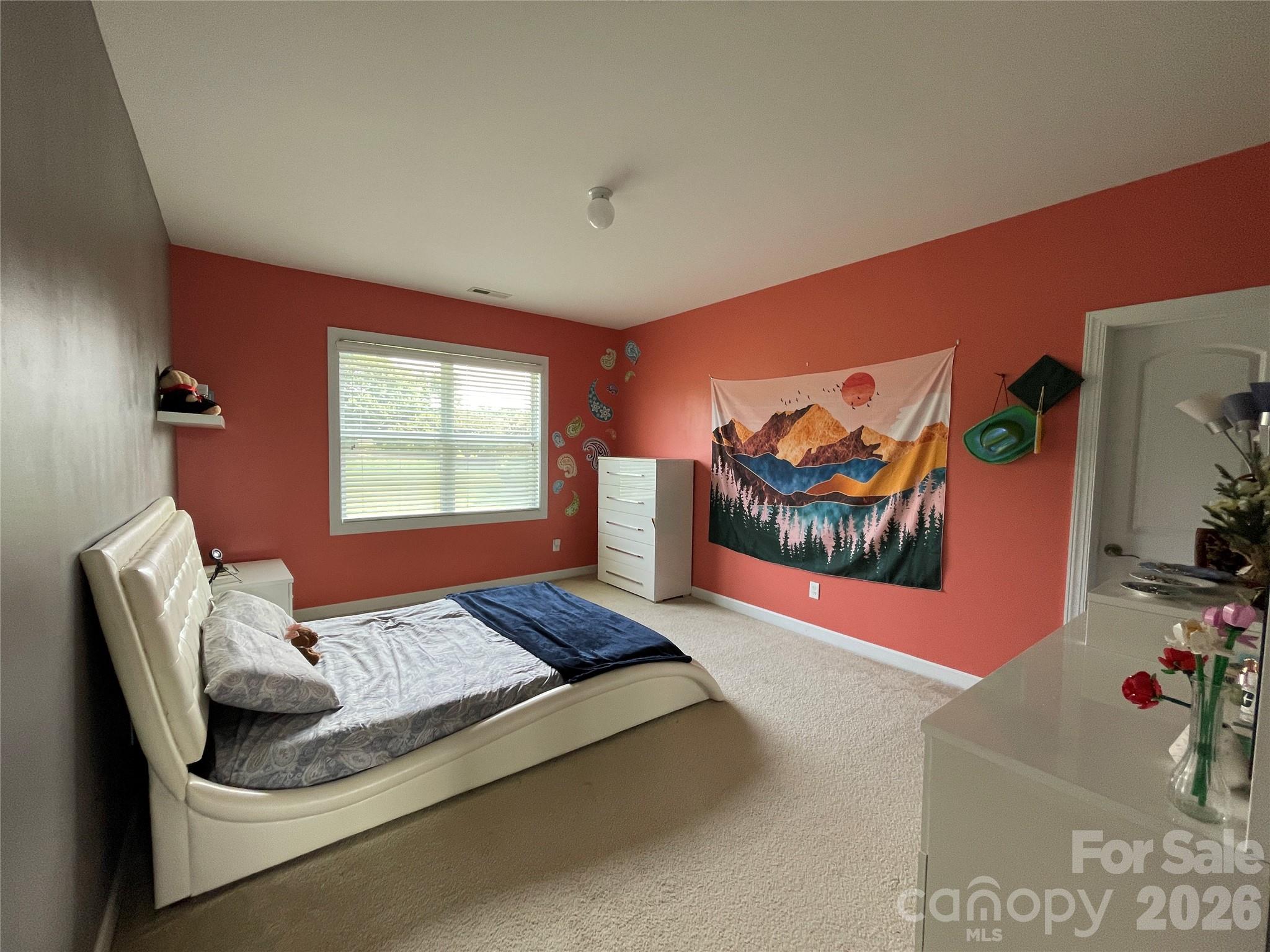 Hollister - Residential