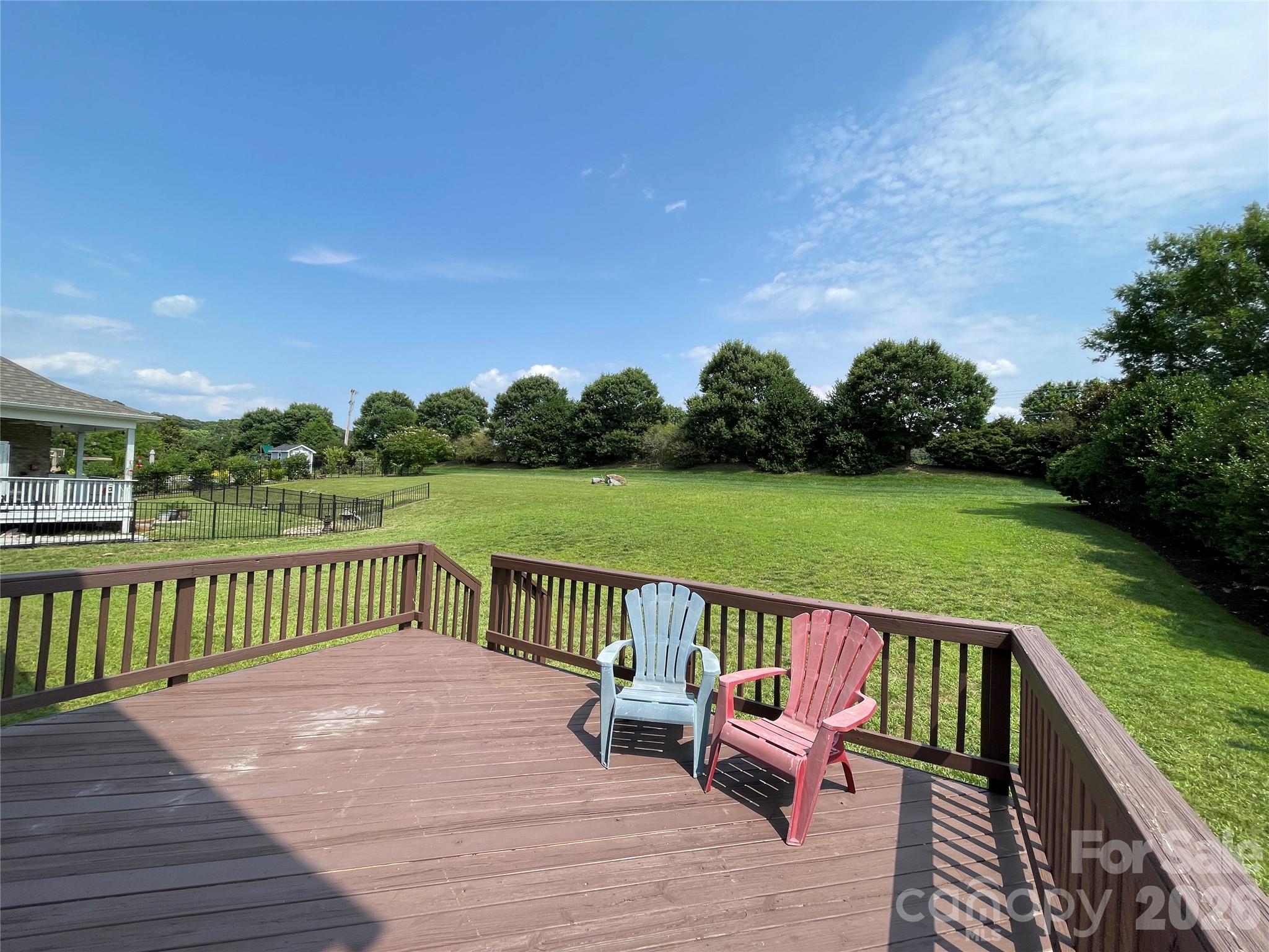 Hollister - Residential