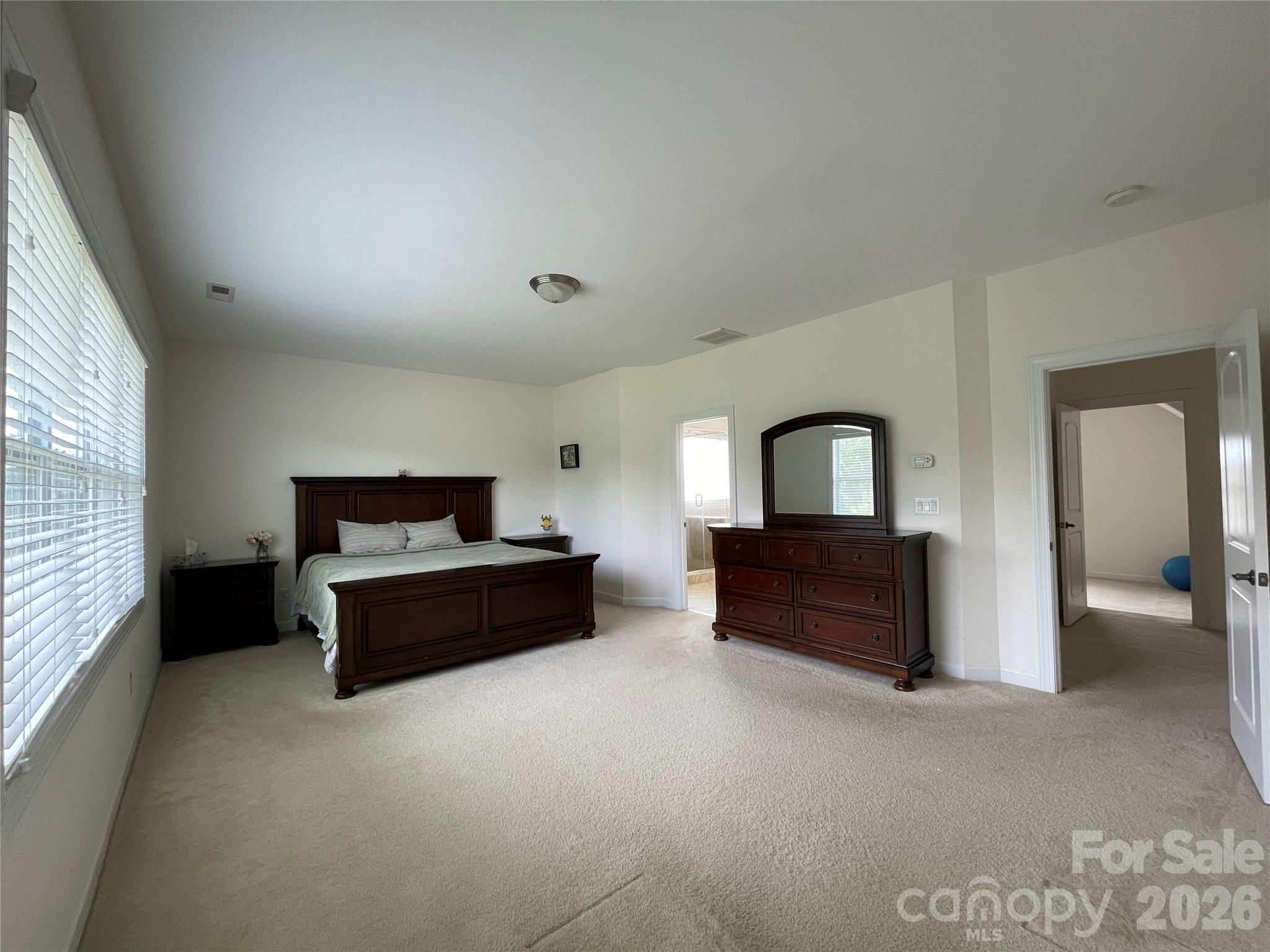 Hollister - Residential