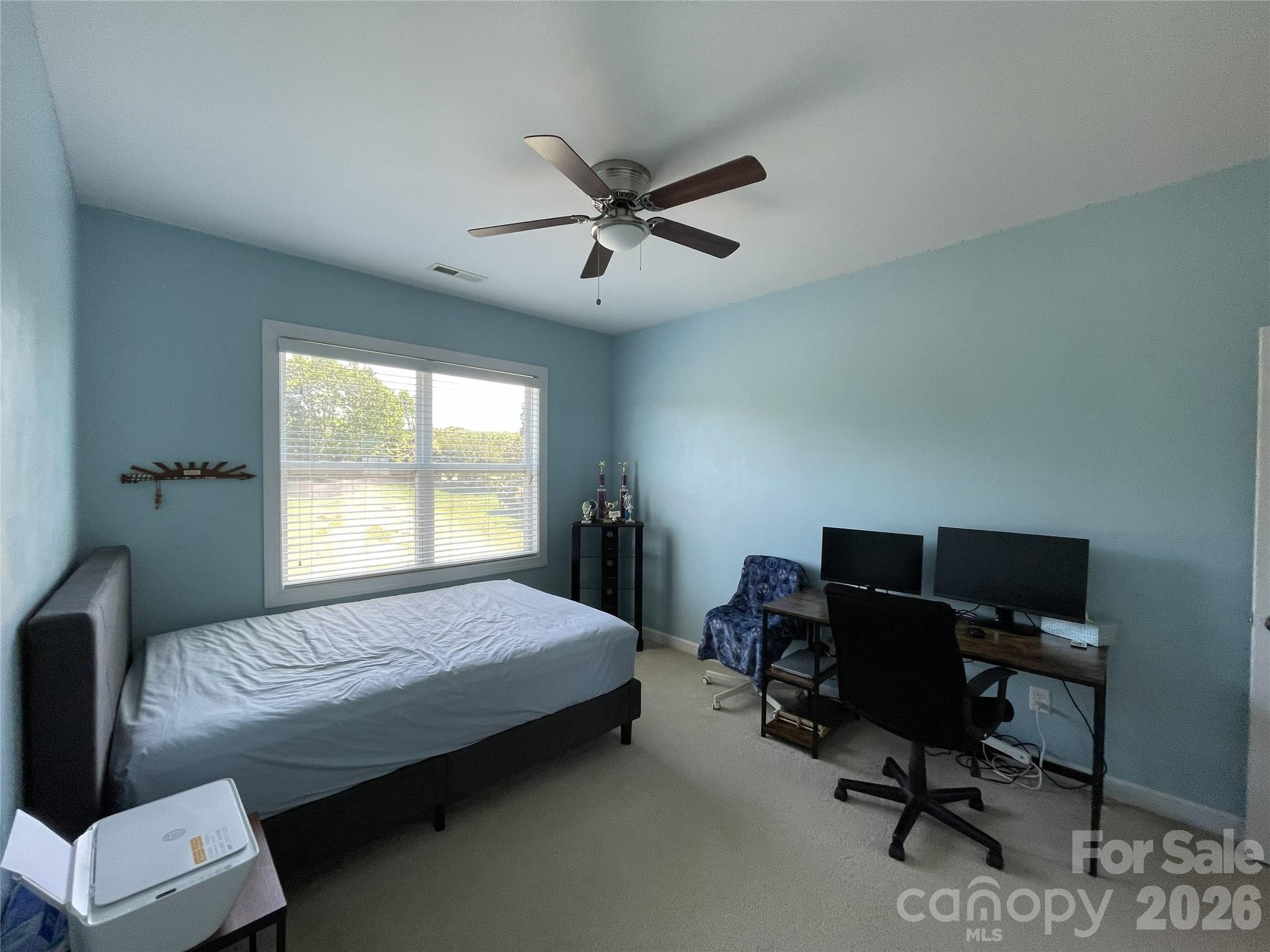 Hollister - Residential