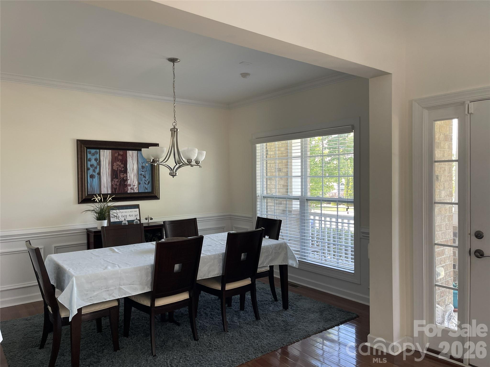 Hollister - Residential