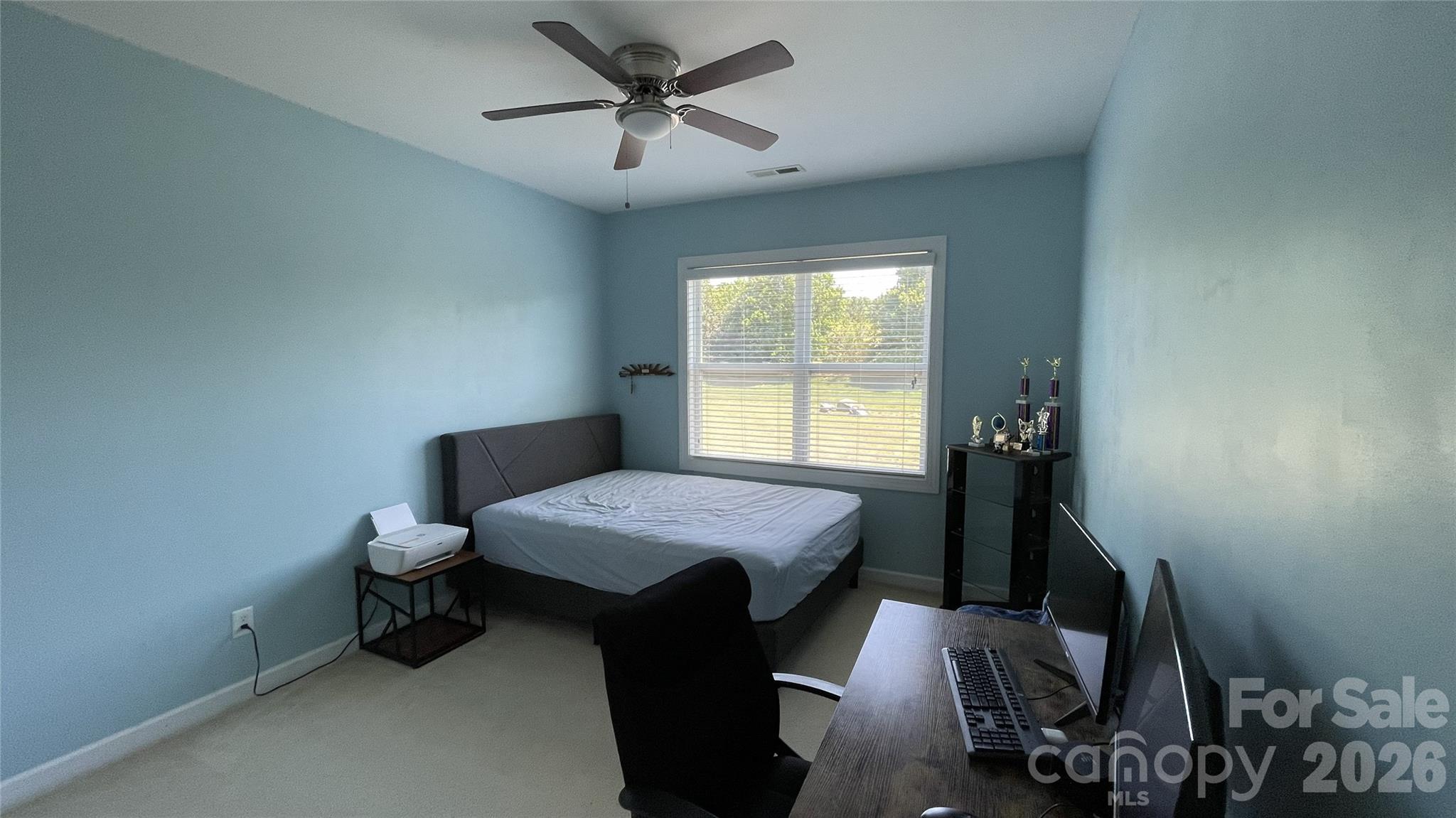 Hollister - Residential