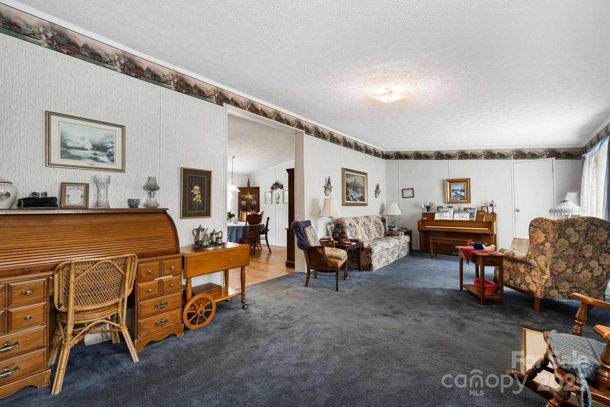 225 Kirk Way