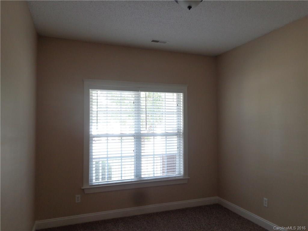 Oakstone - Residential Lease