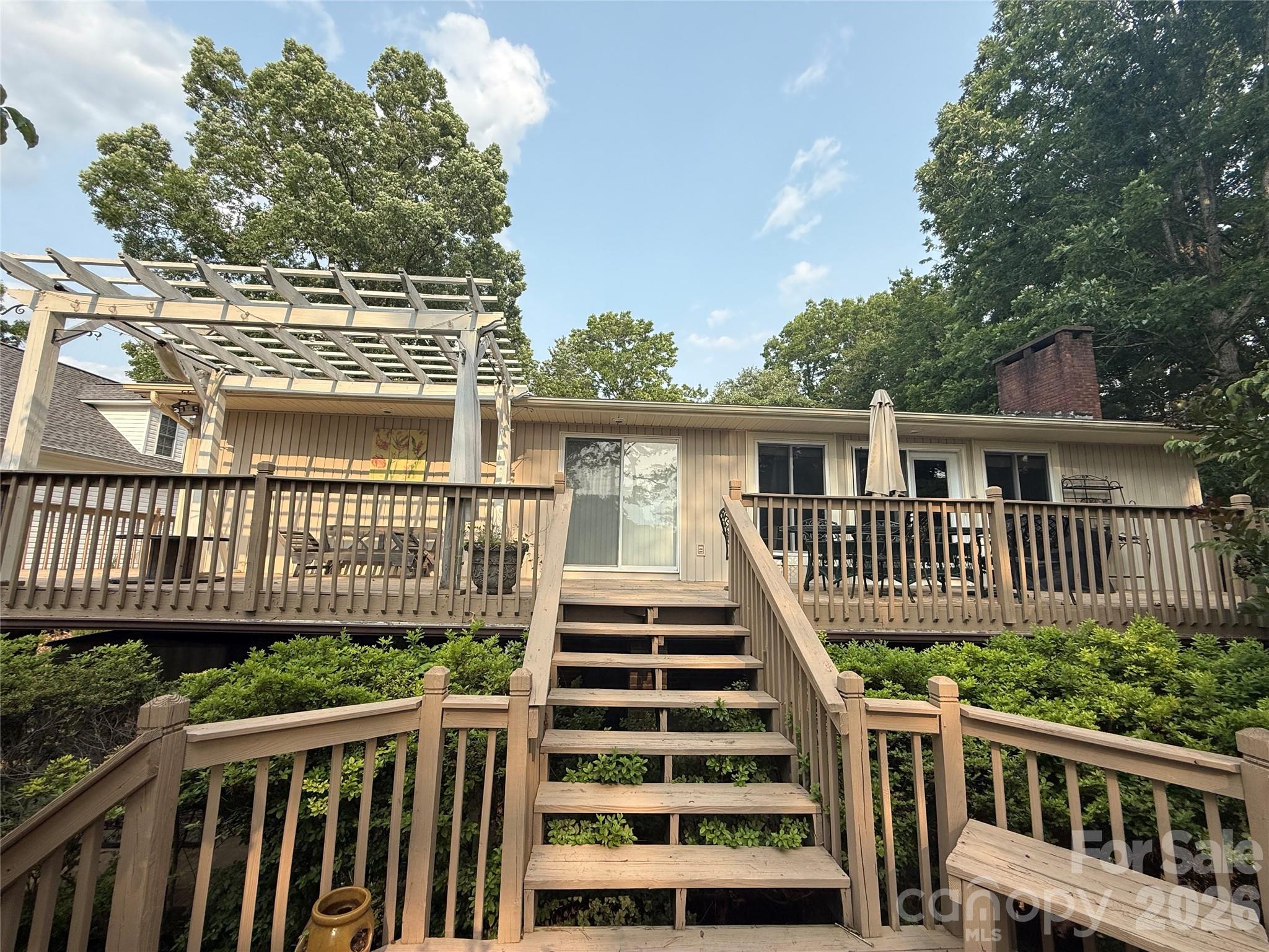 Lake Club Estates - Residential