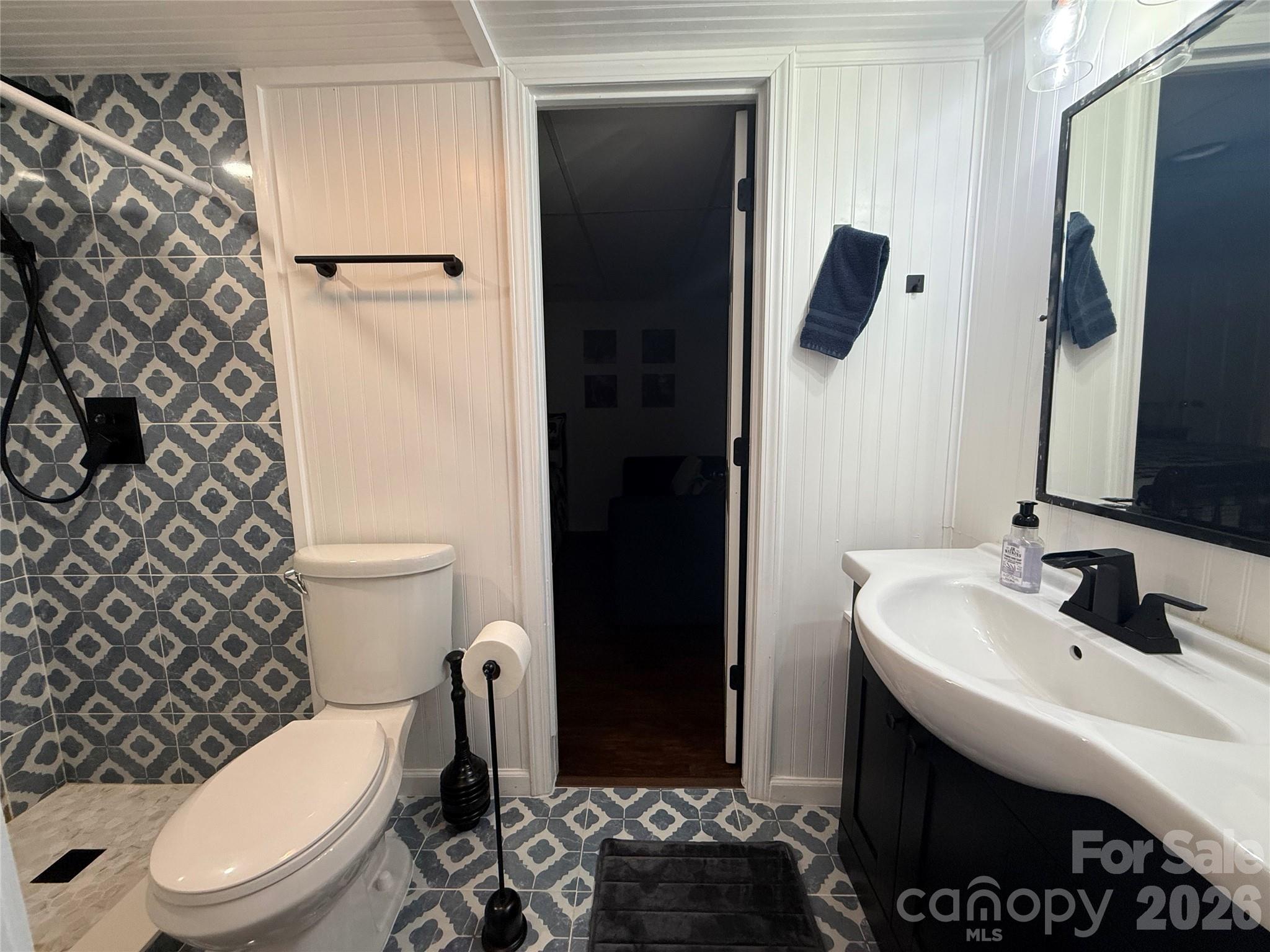 Lake Club Estates - Residential