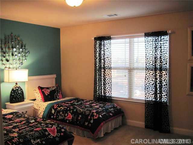 Hidden Lakes - Residential