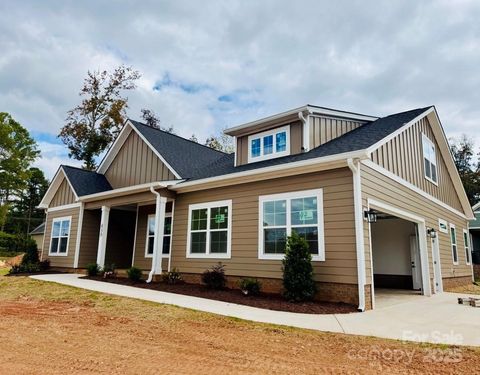 Photo of 430 Fulton Drive, Kings Mountain, NC 28086 (MLS # 4310463)