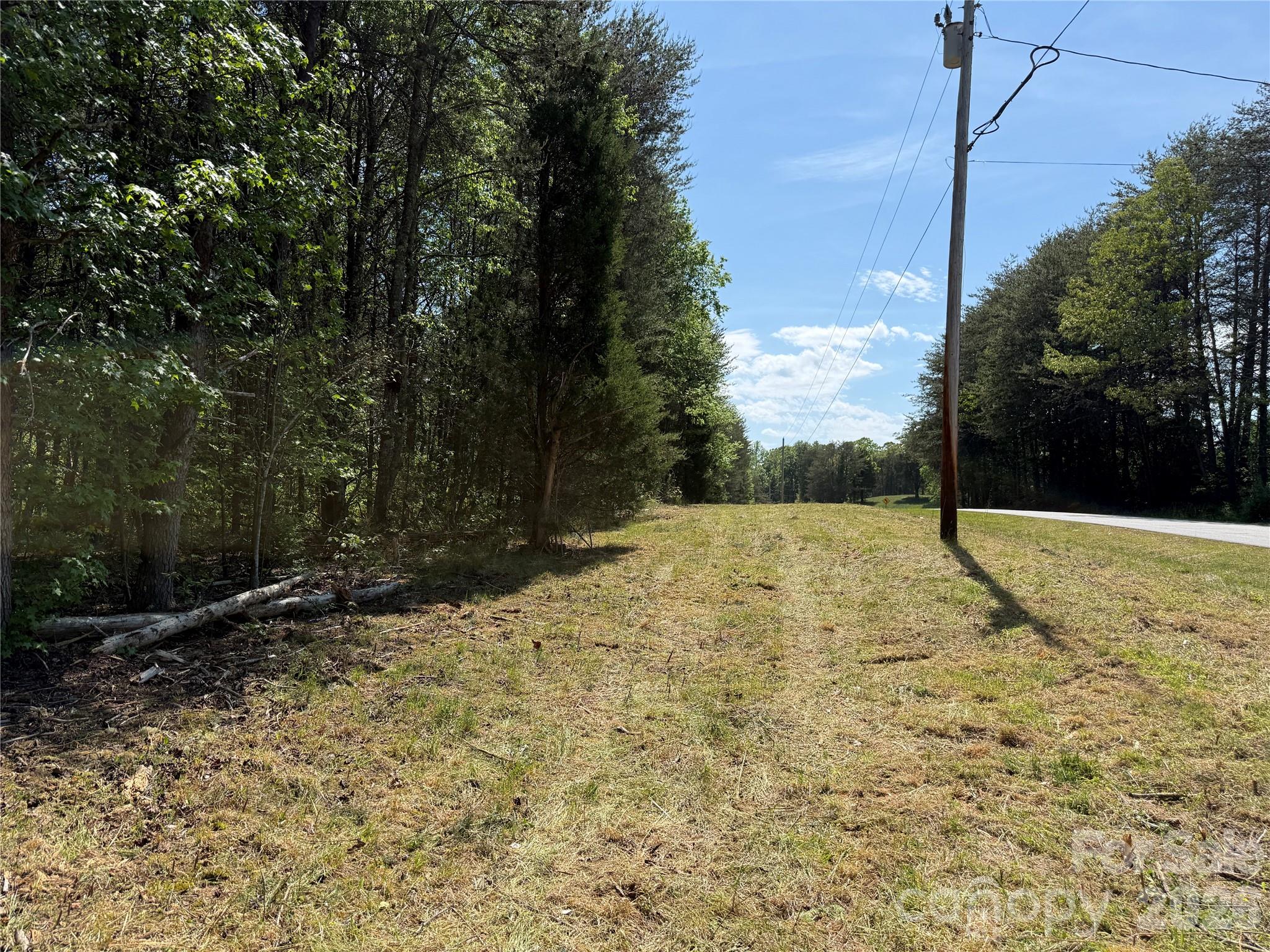 000 Hugh Champion Road