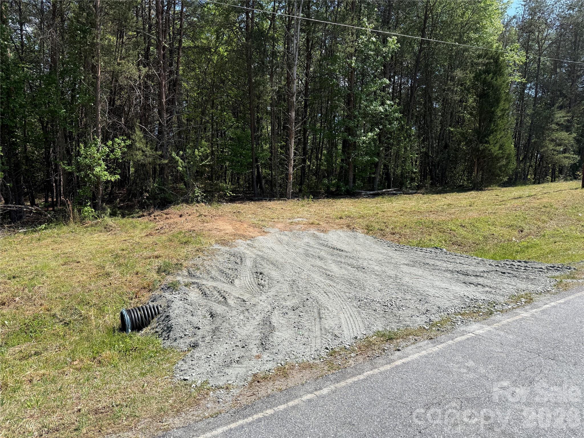 000 Hugh Champion Road