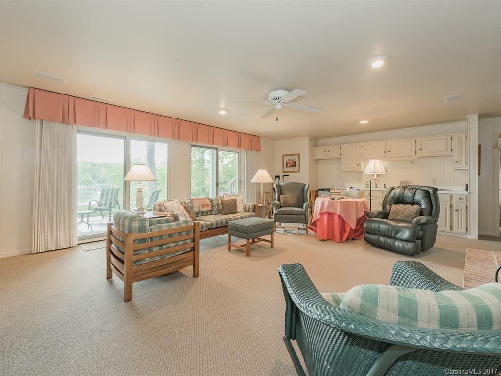 Tega Cay - Residential