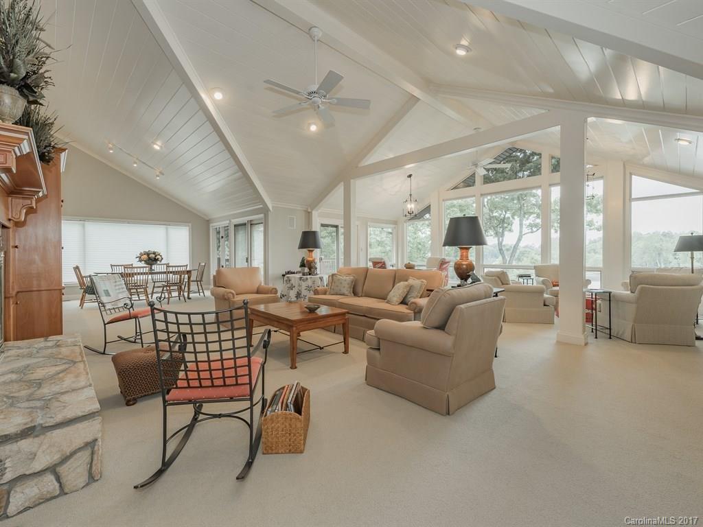 Tega Cay - Residential