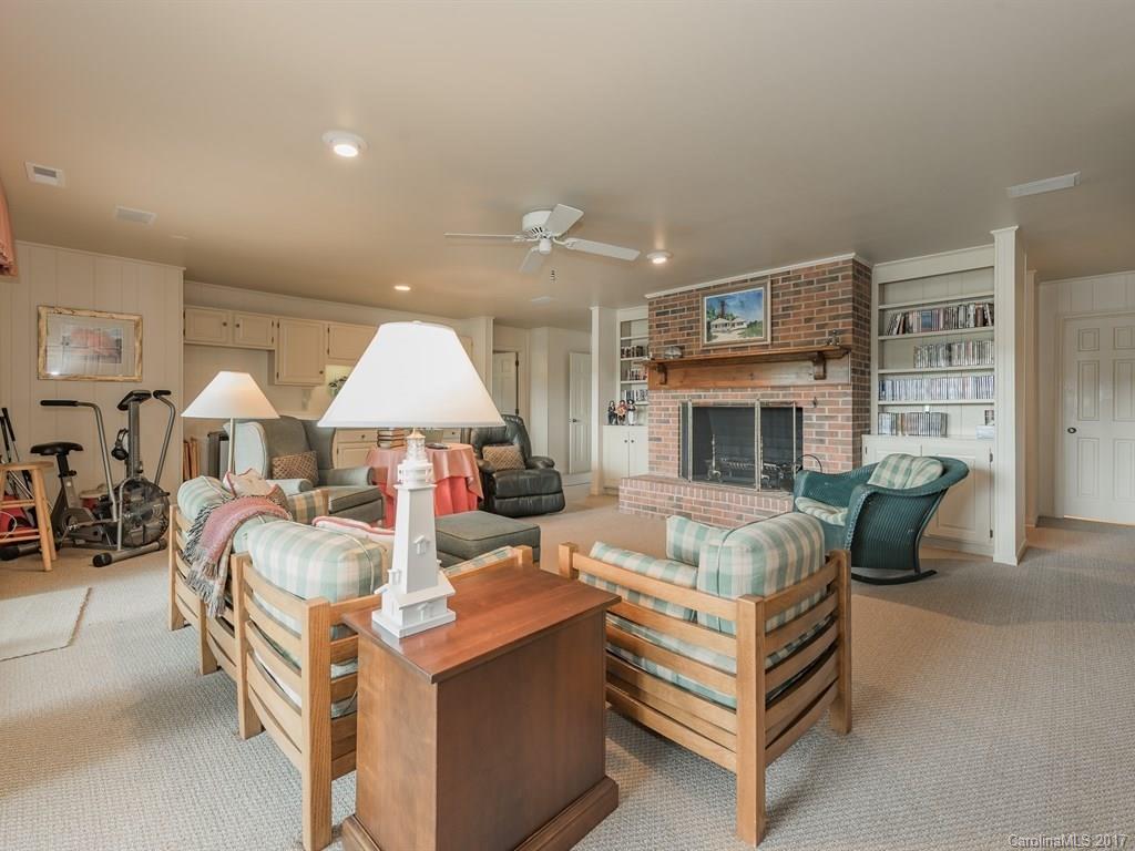 Tega Cay - Residential