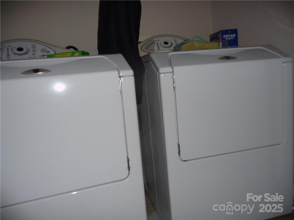 Pine Ridge - Residential