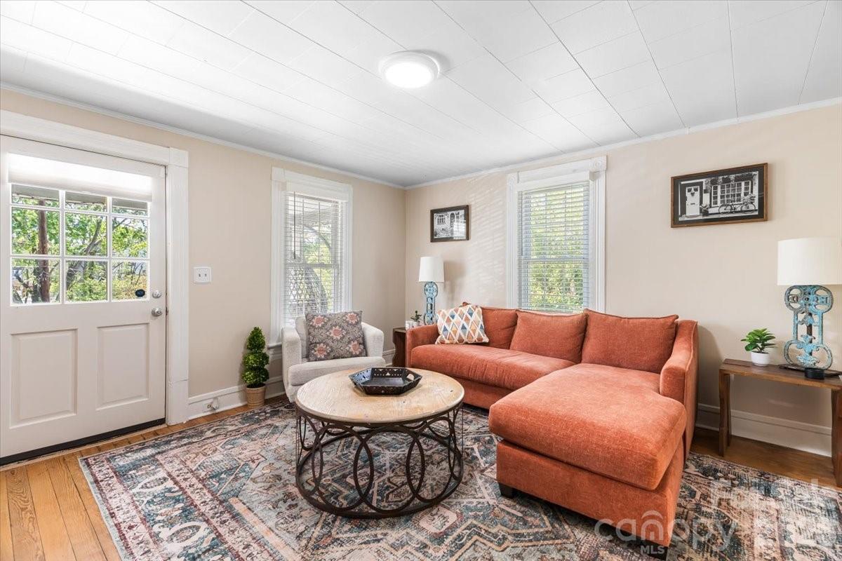 Five Points - Residential