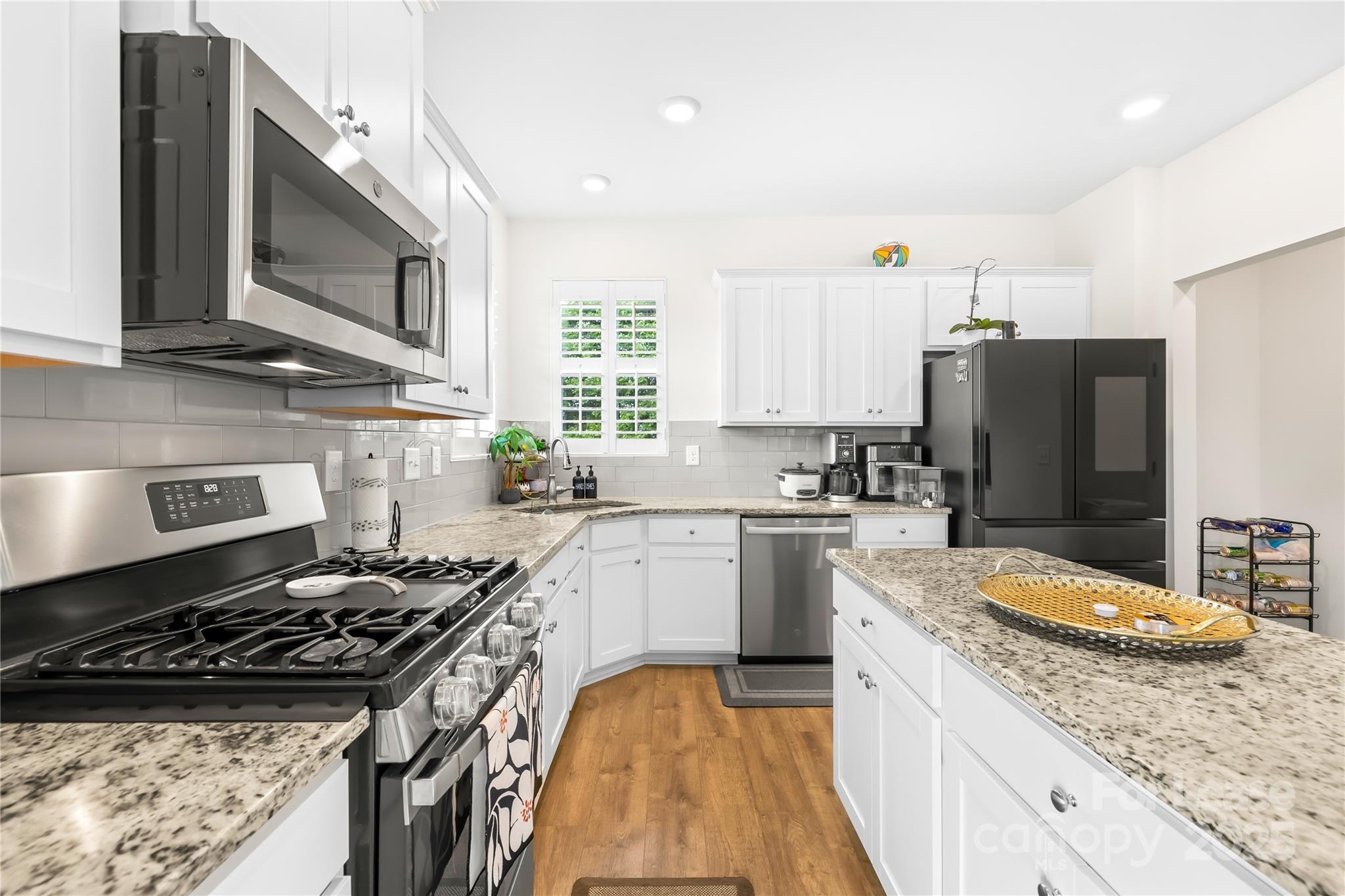 Stallings Brook - Residential Lease