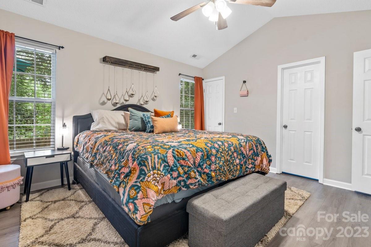 Starmount Forest - Residential