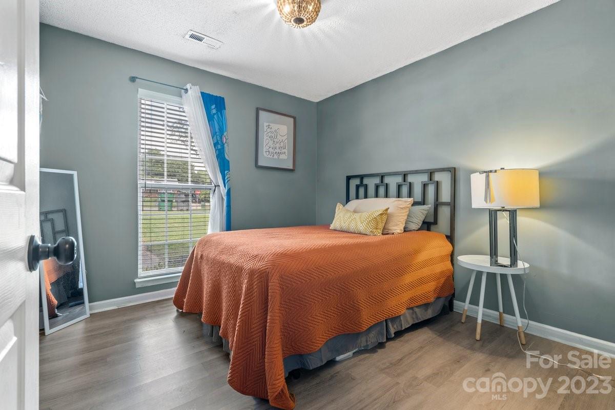 Starmount Forest - Residential