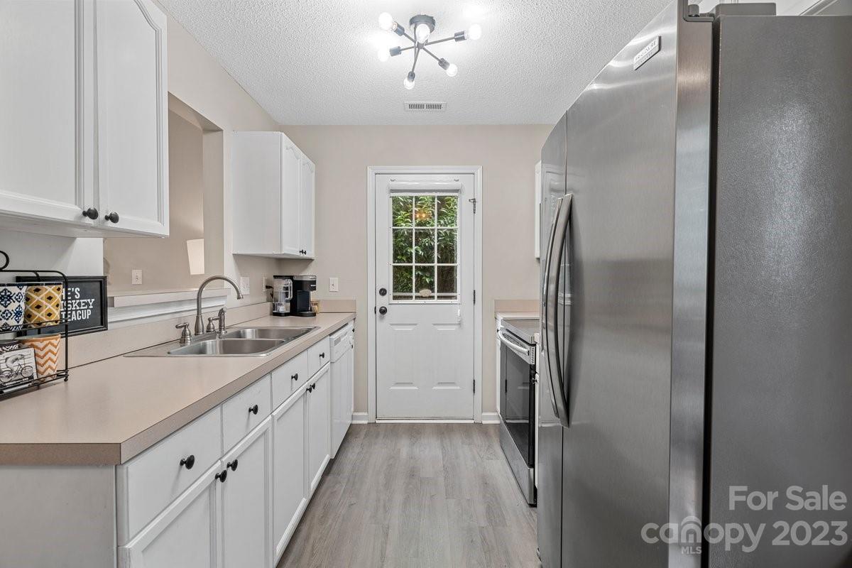 Starmount Forest - Residential