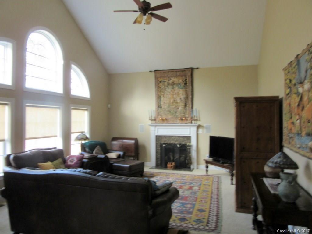 Locust Valley - Residential