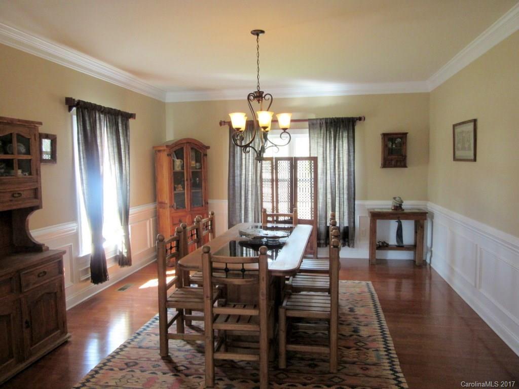 Locust Valley - Residential